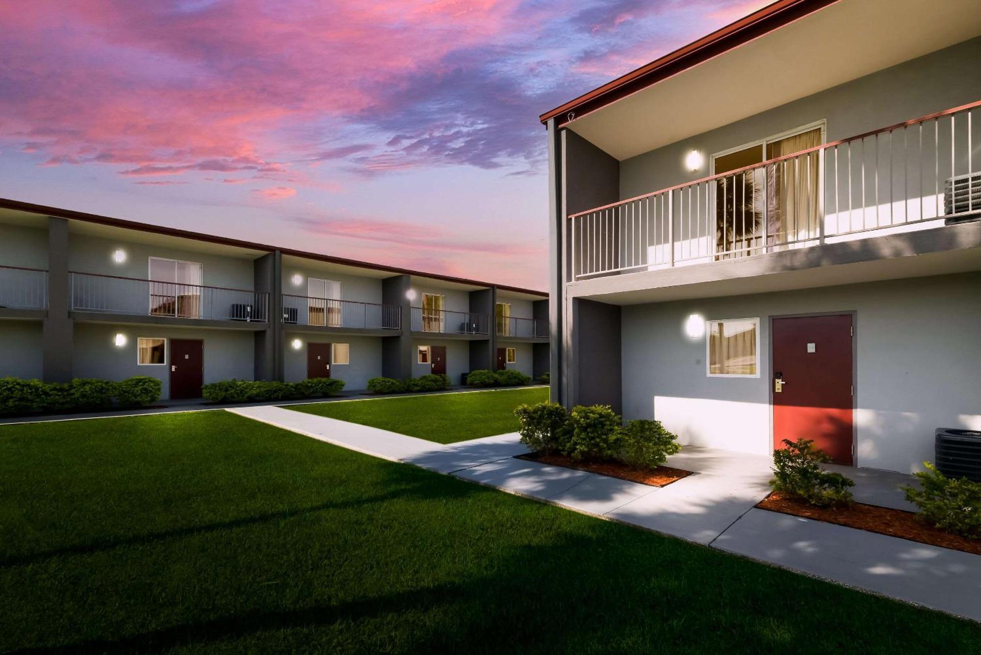 Quality Suites Wildwood - The Villages Eksteriør bilde